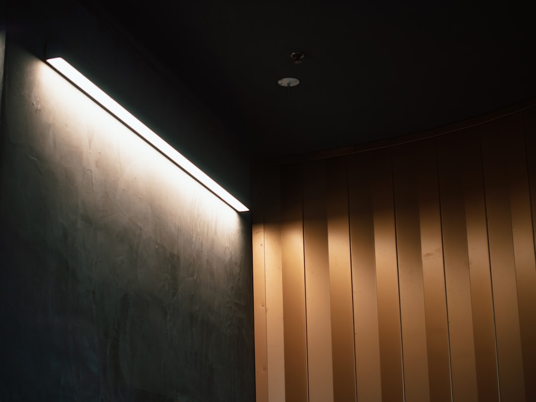 Photo Valku Wall Light